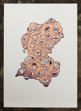 Laden Sie das Bild in den Galerie-Viewer, All Eyes On You (farbige Outline)